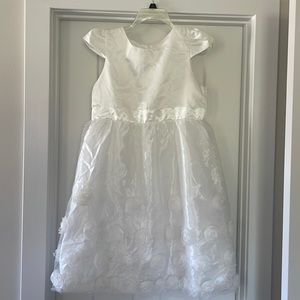 Whit flower girl dress